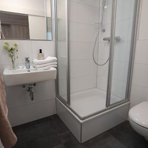 Zimmer mit zwei Einzelbetten
